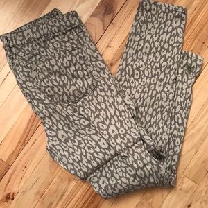 Gap printed denim